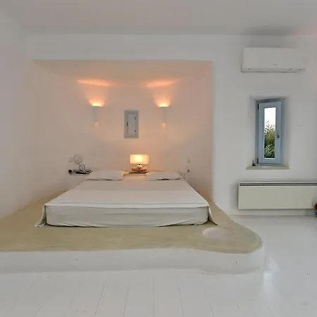 Вилла Bright Blue Villas-villa Malinda *