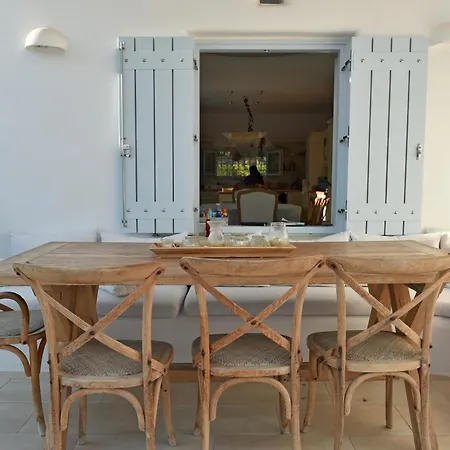 Вилла Bright Blue Villas-villa Malinda *